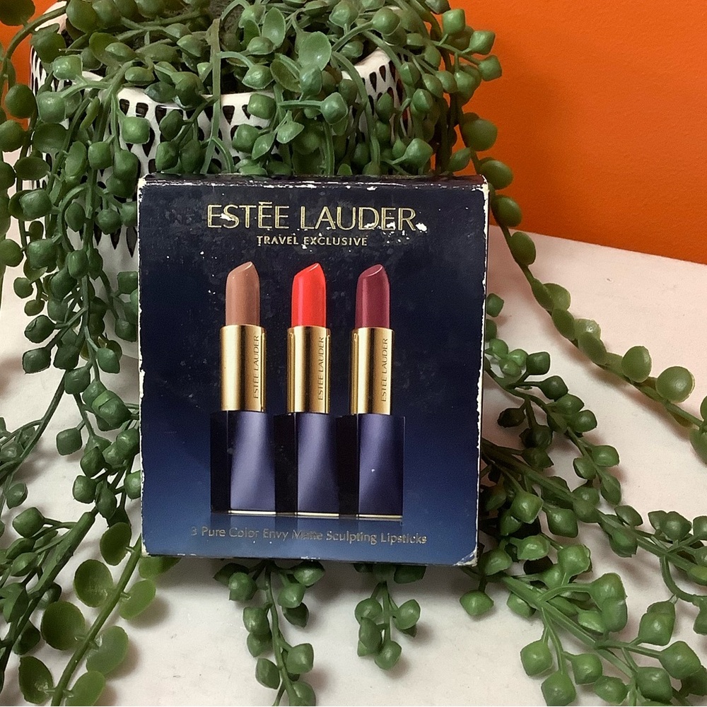 Estée Lauder 3 Envy Matte Sculpting Lipstick